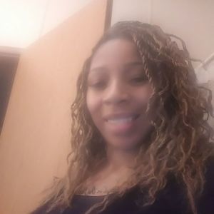 Meet your Posher, Iesha